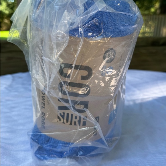 COR Surf Changing Towel Robe - Picture 7 of 8